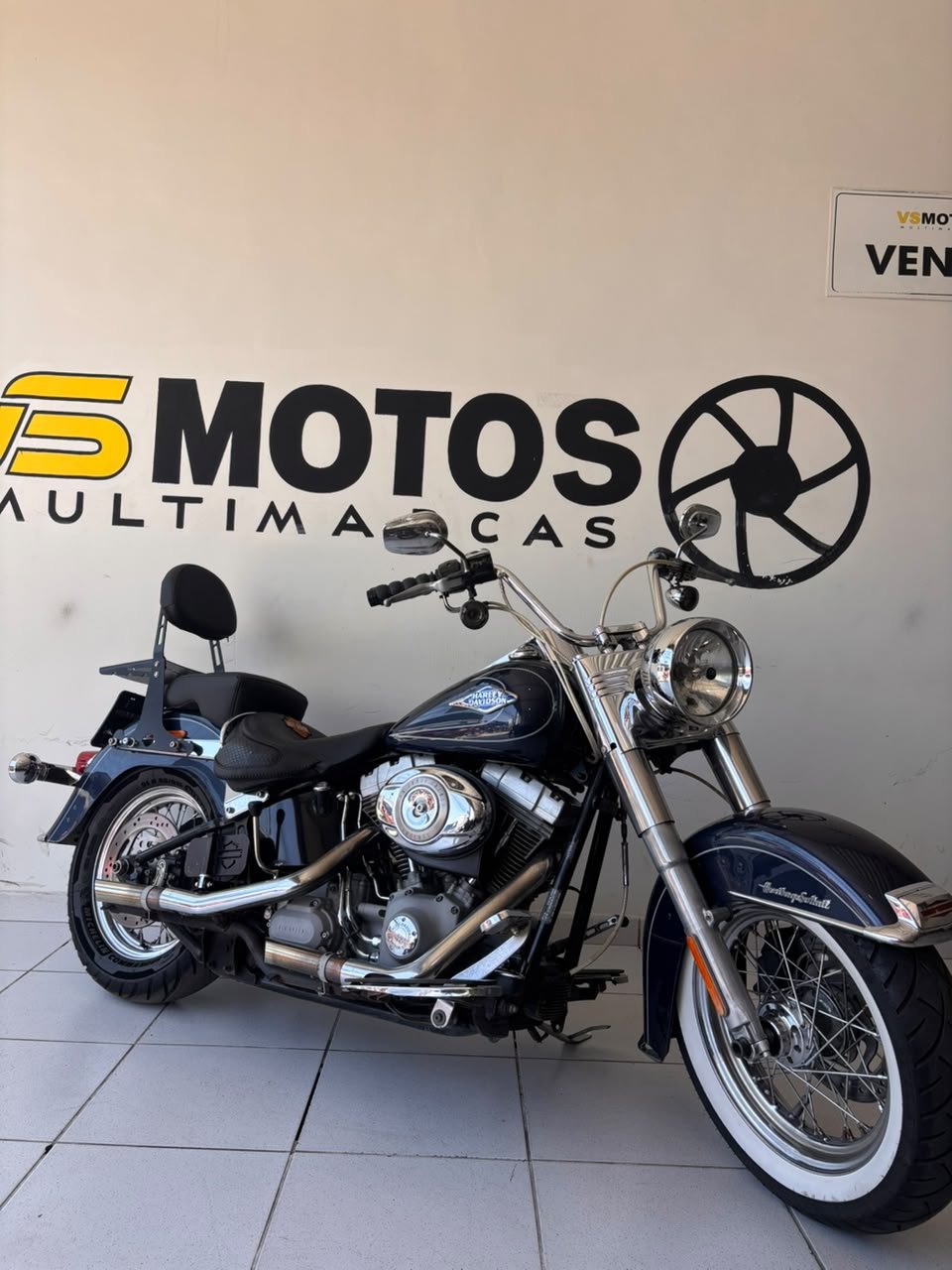 HARLEY DAVIDSON FLST 1600